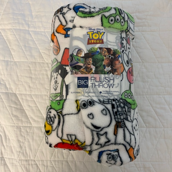 The Big One Bedding Toy Story The Big One Oversized Plush Blanket